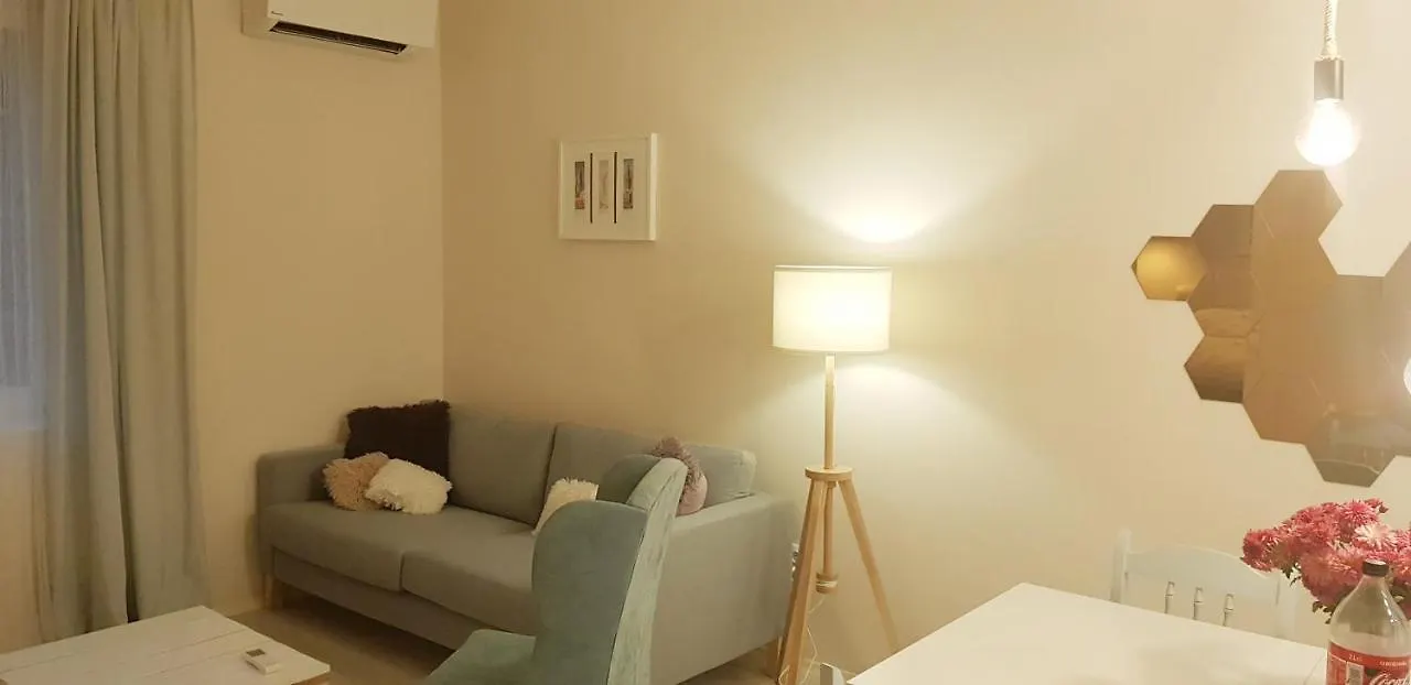 Graf Ignatiev Central Apartment Sofia