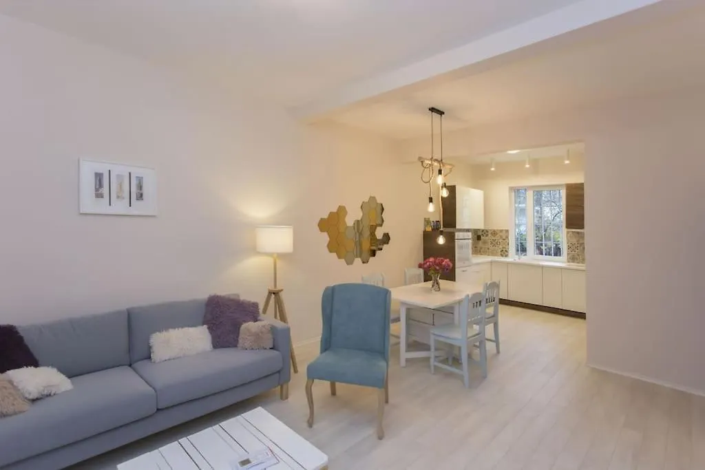 Graf Ignatiev Central Apartment Sofia